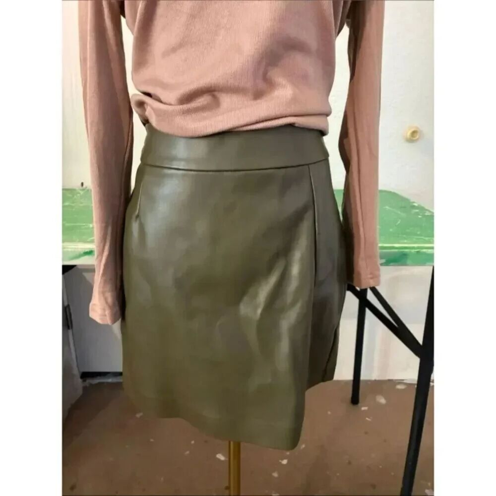 Stylish Dark Olive Faux Leather Mini Skirt, XXL, 6N-1312B052